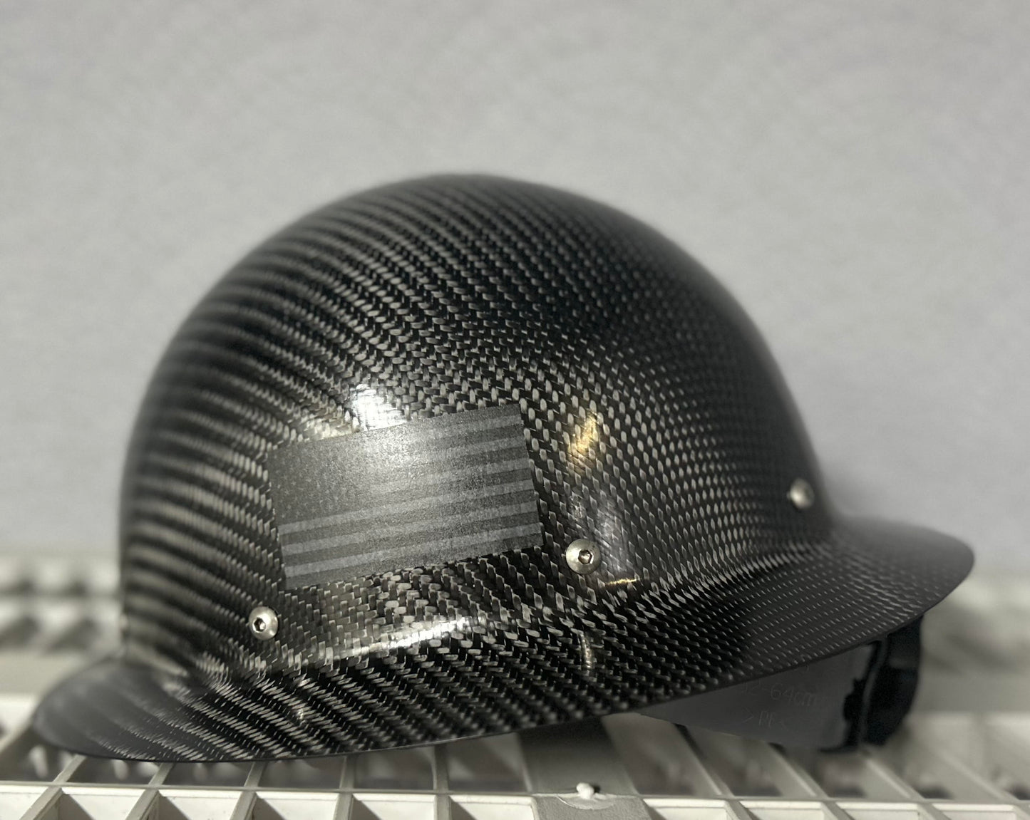 Cosmetic Blemish, Carbon Black and White Flag, Semi Gloss, Full Brim Hard Hat