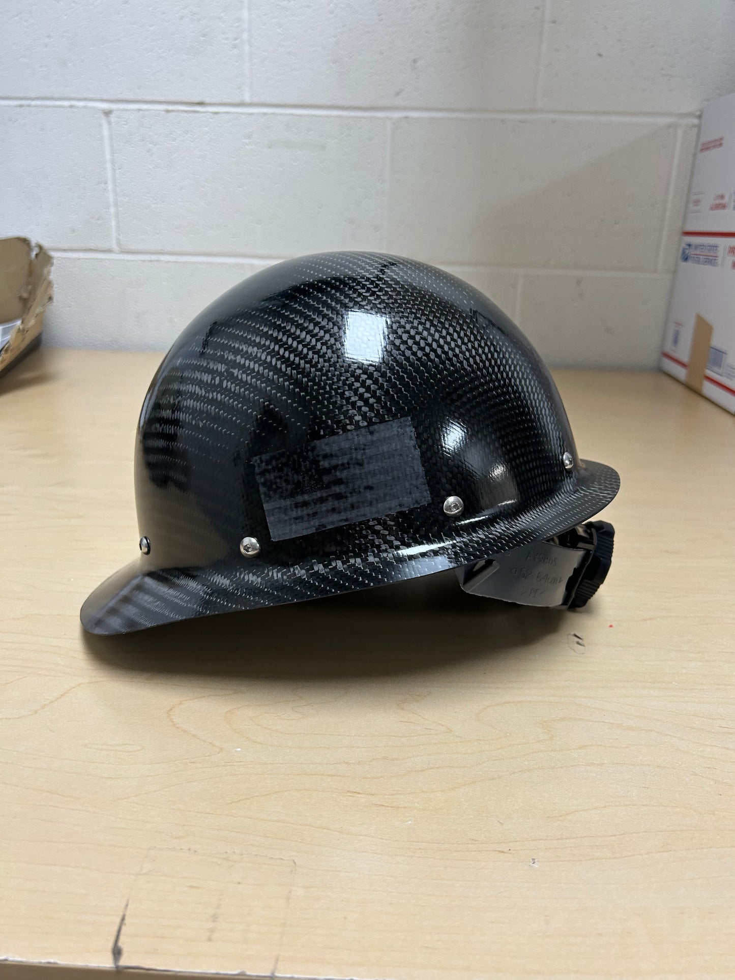 Cosmetic Blemish,  SEMI-GLOSS CAP WITH BLACK & WHITE FLAG